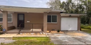 1827 Lake Pickett Rd 1827 Lake Pickett Rd Photo Gallery 1
