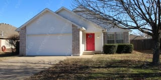 11709 S Fir Ave 11709 S Fir Ave Photo Gallery 1