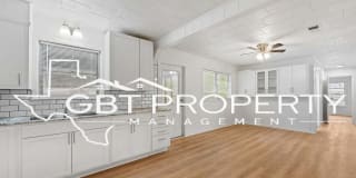 202 E 20th St. 202 E 20th St. Photo Gallery 1