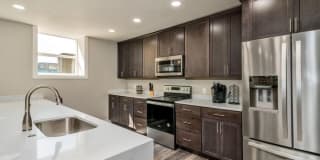916 South 7th Avenue 916 South 7th Avenue Photo Gallery 1