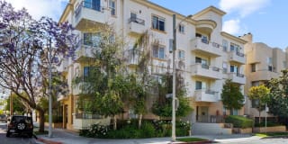 1158 WELLESLEY AVE 1158 WELLESLEY AVE Photo Gallery 1