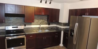 1723 S Washington Ave 1723 S Washington Ave Photo Gallery 1