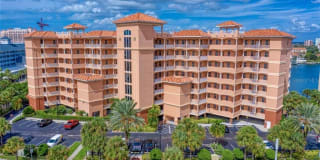 530 S GULFVIEW BOULEVARD 530 S GULFVIEW BOULEVARD Photo Gallery 1