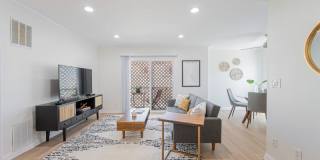 937 5th St. 937 5th St. Photo Gallery 1