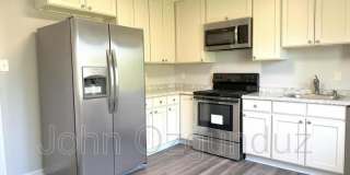 813 S Blount St 813 S Blount St Photo Gallery 1