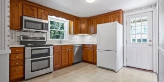 73 Wetherbee Rd. 73 Wetherbee Rd. Photo Gallery 1