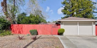 907 Embarcadero Road 907 Embarcadero Road Photo Gallery 1