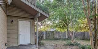 300 Villa Oaks Circle #B 300 Villa Oaks Circle #B Photo Gallery 1
