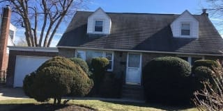30 I U Willets Road 30 I U Willets Road Photo Gallery 1