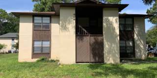 471 LOMBARD ST 471 LOMBARD ST Photo Gallery 1