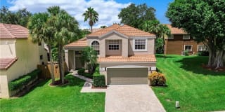 7701 NW 61st Ter 7701 NW 61st Ter Photo Gallery 1