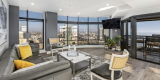 200 Harbor Dr 200 Harbor Dr Photo Gallery 1