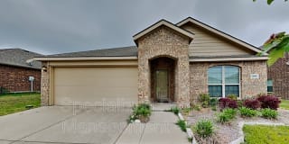 308 Hawthorn Dr 308 Hawthorn Dr Photo Gallery 1