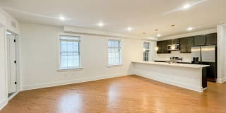 212 W 9TH STREET 212 W 9TH STREET Photo Gallery 1