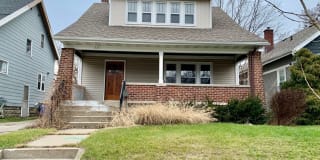 111 Dean St NE 111 Dean St NE Photo Gallery 1