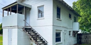 806 AVENUE O SW 806 AVENUE O SW Photo Gallery 1