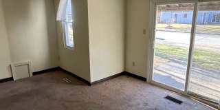 1 Adams Cir. 1 Adams Cir. Photo Gallery 1