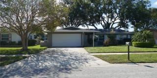 13926 SUNSET DRIVE 13926 SUNSET DRIVE Photo Gallery 1