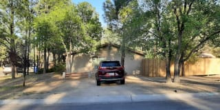 1025 Heap Avenue - B 1025 Heap Avenue - B Photo Gallery 1