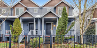 3119 NE Weeping Willow Way 3119 NE Weeping Willow Way Photo Gallery 1
