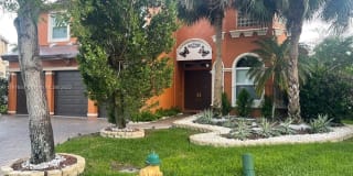 4813 SW 161st Ln 4813 SW 161st Ln Photo Gallery 1