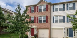 7055 HOLLY SPRINGS LANE 7055 HOLLY SPRINGS LANE Photo Gallery 1