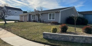 1 KALMIA LANE 1 KALMIA LANE Photo Gallery 1