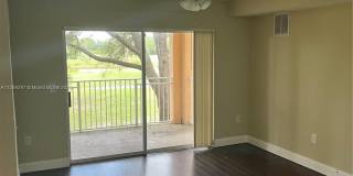 151 SW Palm Dr 151 SW Palm Dr Photo Gallery 1