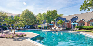 Lakeshore Apartments Lakeshore Apartments Photo Gallery 1