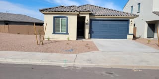 43520 W JUNIPER Avenue 43520 W JUNIPER Avenue Photo Gallery 1