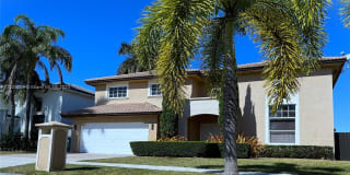 14365 SW 167th Ter 14365 SW 167th Ter Photo Gallery 1