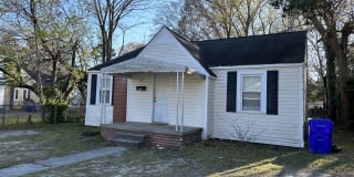 305 S Ash St 305 S Ash St Photo Gallery 1