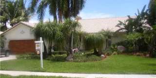 752 SW 36th Avenue 752 SW 36th Avenue Photo Gallery 1