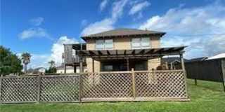 414 E Bayview Blvd 414 E Bayview Blvd Photo Gallery 1