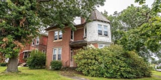 417 W Walnut St A 417 W Walnut St A Photo Gallery 1