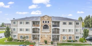 1887 N Crest Rd 1887 N Crest Rd Photo Gallery 1