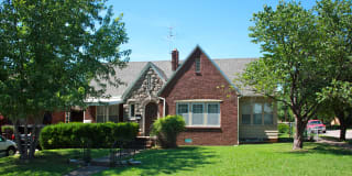 1519 S Gillette Ave 1519 S Gillette Ave Photo Gallery 1