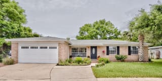711 Legion Dr 711 Legion Dr Photo Gallery 1