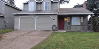 20708 SW Celebrity Ln 20708 SW Celebrity Ln Photo Gallery 1