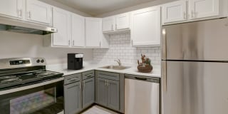 Broadmoor Park Tower Broadmoor Park Tower Photo Gallery 1