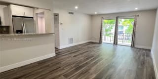 10353 N Kendall Dr 10353 N Kendall Dr Photo Gallery 1