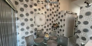2671 S Parkview Dr 2671 S Parkview Dr Photo Gallery 1
