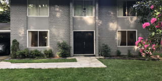 4889 Lake Forrest Drive 4889 Lake Forrest Drive Photo Gallery 1