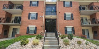 810 COLLEGE LN #I 810 COLLEGE LN #I Photo Gallery 1