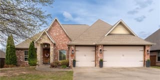 4317 Woodview DR 4317 Woodview DR Photo Gallery 1