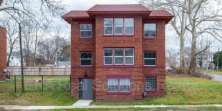 1092-1094 Oakwood Avenue 1092-1094 Oakwood Avenue Photo Gallery 1