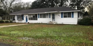 5041 Lynn St. 5041 Lynn St. Photo Gallery 1