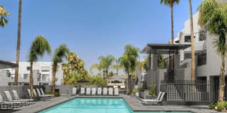 Avalon Woodland Hills Avalon Woodland Hills Photo Gallery 1