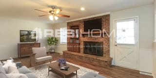 11613 North Ross Avenue 11613 North Ross Avenue Photo Gallery 1
