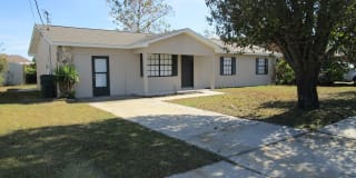 738 Pine Forest Drive 738 Pine Forest Drive Photo Gallery 1